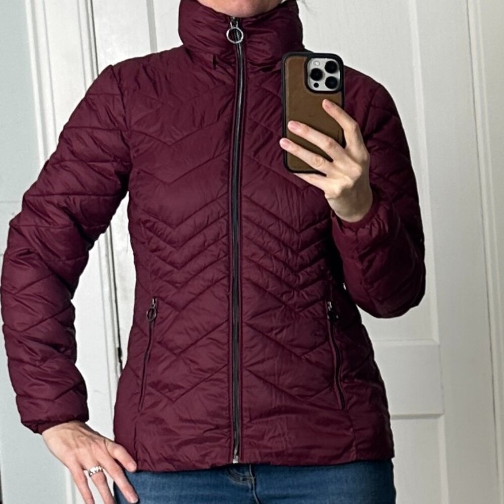 Michael Kors Burgundy Quilted Puffer Jacket for Women size XS, EUC